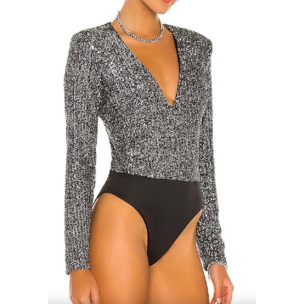 NWT Bardot Siren Sequined V-Neck Silver Long Sleeve Bodysuit • Size 10 ⬇️